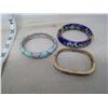 Image 1 : 3 BRACELETS