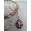 Image 2 : LOT OF 4 VINTAGE PINK TONE NECKLACES