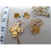 Image 3 : LOT OF BOYD BOND STERLING, 3 BROACHES, ONE PAIR OF EARRINGS