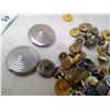 Image 4 : LOT OF BUTTON HOOKS/VINTAGE METAL BUTTONS