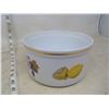 Image 2 : EVESHAM SOUFFLE DISH, ROYAL WORCESTER