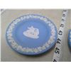 Image 3 : 2 WEDGEWOOD DECORATIVE PLATES, MADE IN ENGLAND