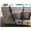 Image 3 : 2 ANTIQUE RADIOS