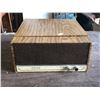Image 1 : EATONS VIKING RECORD PLAYER