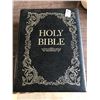 Image 1 : OLD LARGE KING JAMES BIBLE (VERY GOOD CONDITION)