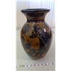 Image 2 : VASE - HAND DECORATED