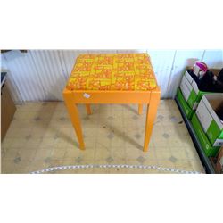 SHAPPY CHIC PAINTED SEWING STOOL FLIP TOP