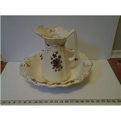 PICTURE AND BASIN FROM 1980