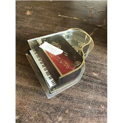 PIANO MUSIC BOX