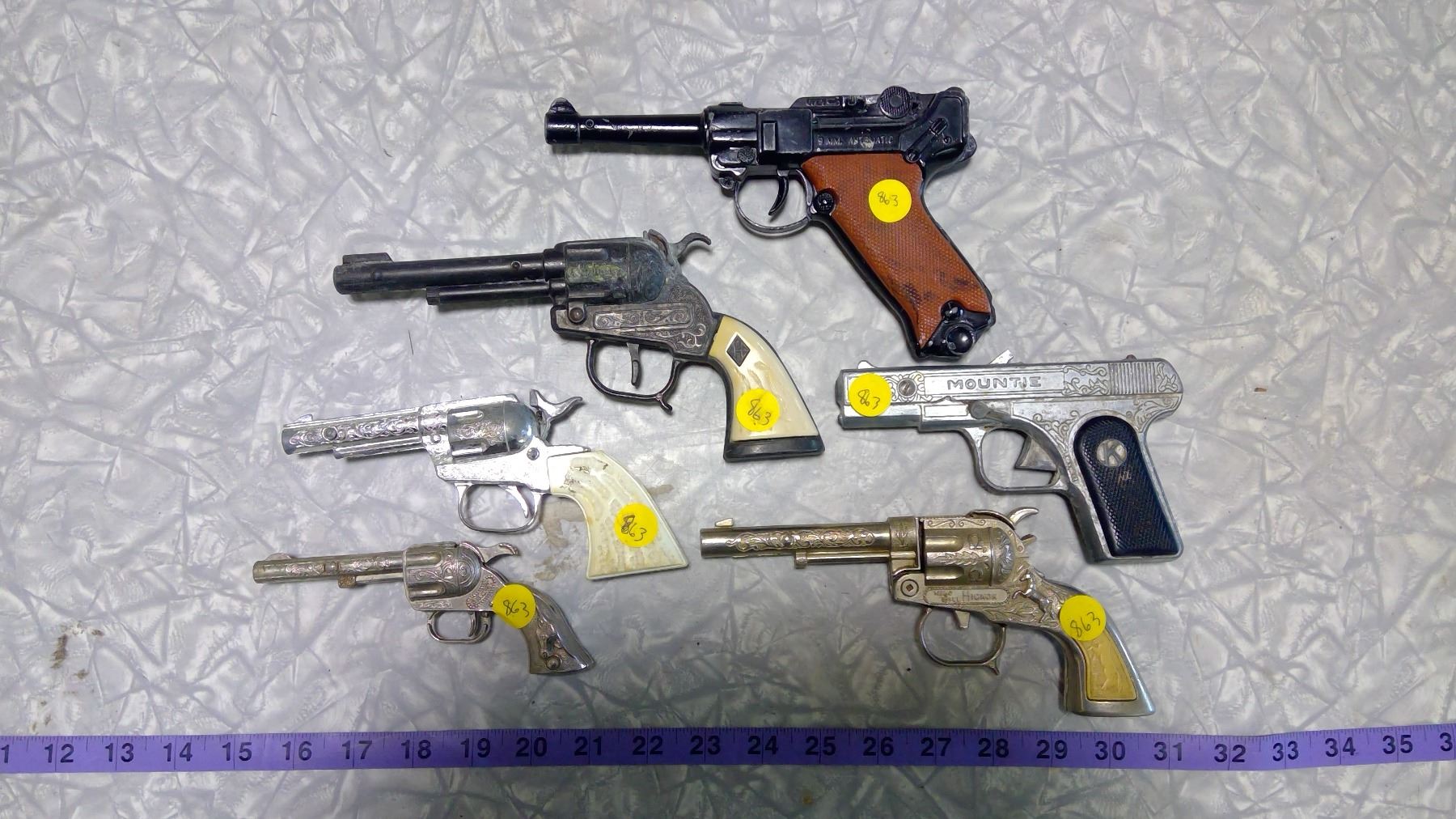 LOT OF SIX CAP GUNS lot-of-six-cap-guns