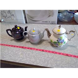 LOT OF THREE TEAPOTS