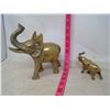 Image 2 : TWO BRASS ELEPHANTS (MOTHER & YOUNGSTER)