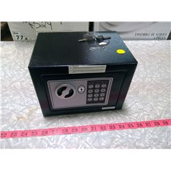 SAFE - 7 1/2X7X6" (KEY INCLUDED)