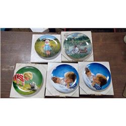 5 DECORATIVE PLATES