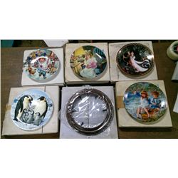 5 DECORATIVE  PLATES AND PLATE FRAME