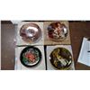Image 1 : 4 DECORATIVE PLATES