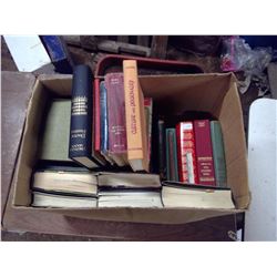 LOT OF RANDOM RECORDS AND ALBUM BOOKS