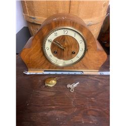 MANTLE CLOCK - C/W KEY + PENDELUM JUNG HANS - WORKING - MISSING GLASS FACE