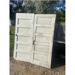 2 FARM HOUSE DOORS