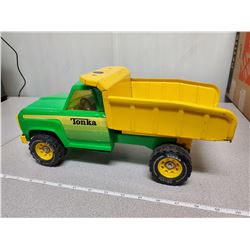 TONKA DUMP TRUCK (STEEL)