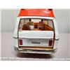 Image 3 : 1970'S TONKA AMBULANCE WITH 2 ATTENDANTS
