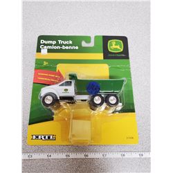JOHN DEERE 1/64 SCALE TRACTOR