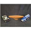 Image 1 : HANDCRAFTED BOAT AND TRUCK AND ANTIQUE METAL MODEL CAR NO RESERVE