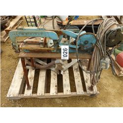 KWIK KUT SAW & STAND