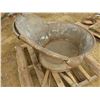 Image 3 : LARGE METAL WASH TUB