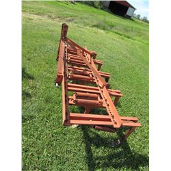 APPROX. 7.5' - 3 PT CULTIVATOR