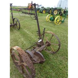MCCORMICK M477 SICKLE MOWER