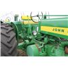 Image 9 : JOHN DEERE 620 ROW CROP TRACTOR (RUNNING)
