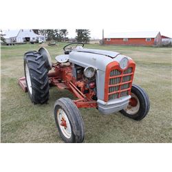 FORD 800 TRACTOR