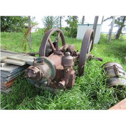 RUSTON & HORNSBY (MUMFORD MEDLAND) STATIONARY ENGINE