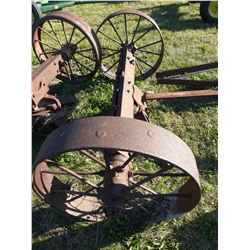 STEEL AXLE & 2 STEEL WHEELS