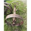 Image 1 : AXLE & 2 STEEL WHEELS