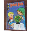 Image 2 : BUNDLE OF 5 VINTAGE COMICS - ARCHIE & JOSIE (30¢), RICHIE RICH (12¢), DONALD DUCK (25¢), ETC