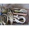 Image 3 : 3 BOXES/CRATES WITH SLINGS, RATCHET STRAPS, HARNESS, ETC