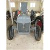 Image 2 : FORD FEGUSON 9N TRACTOR