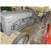 Image 3 : FORD FEGUSON 9N TRACTOR