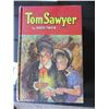 Image 4 : 4 VINTAGE YOUTH BOOKS - CHARLIE BROWN, TRIXIE BELDEN, DONNA PARKER & TOM SAWYER