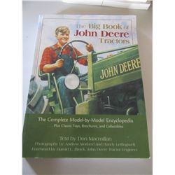 THE BIG BOOK OF JOHN DEERE TRACTOR