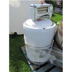 MCCLARY WRINGER WASHER