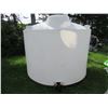Image 1 : APPROX. 1250 GALLON POLY TANK