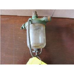 MEDIUM GREEN/ROUND GLASS OILER