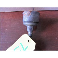 METAL OILER (RUST SPOTS)