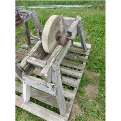 STONE GRINDER ON STAND & BELT GRINDER ON STAND