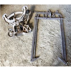 MAPLE LEAF ANTIQUE BARN CAR & HAY FORK