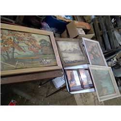 6x PICTURES IN FRAMES