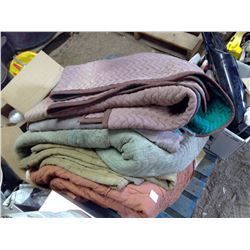 5x MOVING BLANKETS